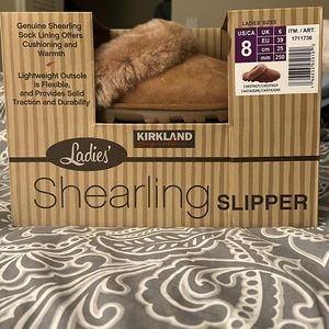 Brand new Kirkland Signature women’s Shearling Slippers.